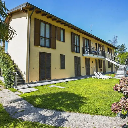 公寓 Residenz La Fonte Pino Lago Maggiore